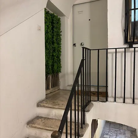 Apartment White Dome Retriet *