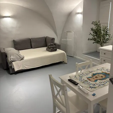 White Dome Retriet דירה