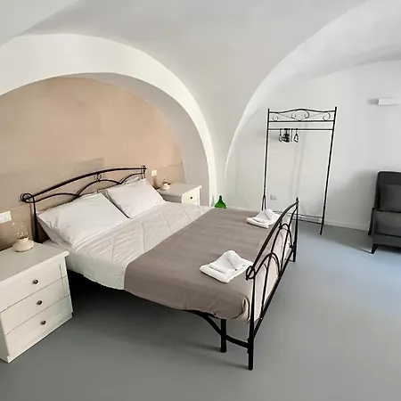 White Dome Retriet Apartmán Bari