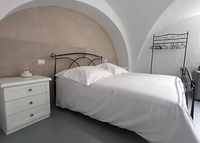 White Dome Retriet Apartment Bari