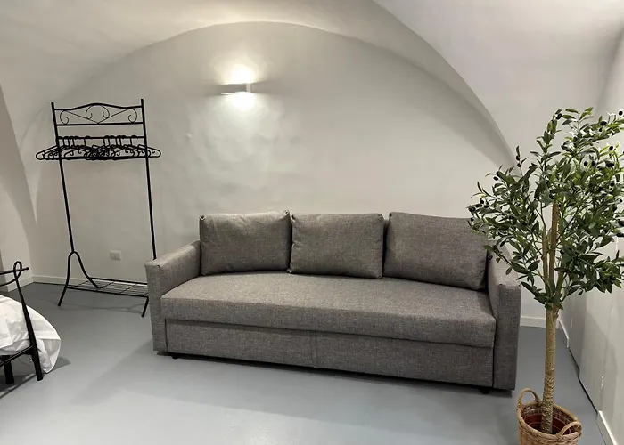 White Dome Retriet Apartment