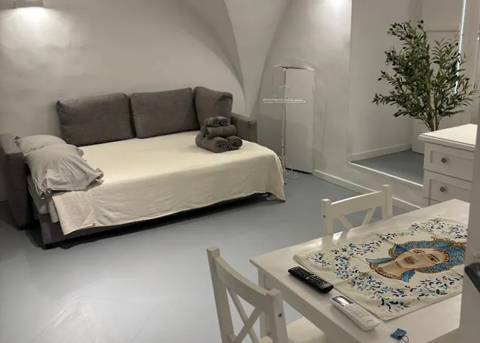 Apartment White Dome Retriet *